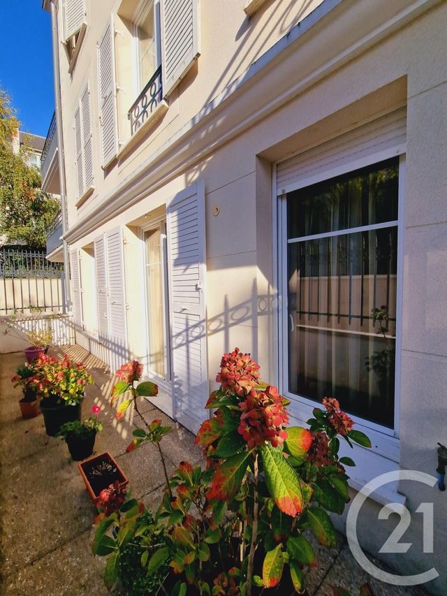 Appartement F2 à vendre - 2 pièces - 40.0 m2 - BRUNOY - 91 - ILE-DE-FRANCE - Century 21 Ougier