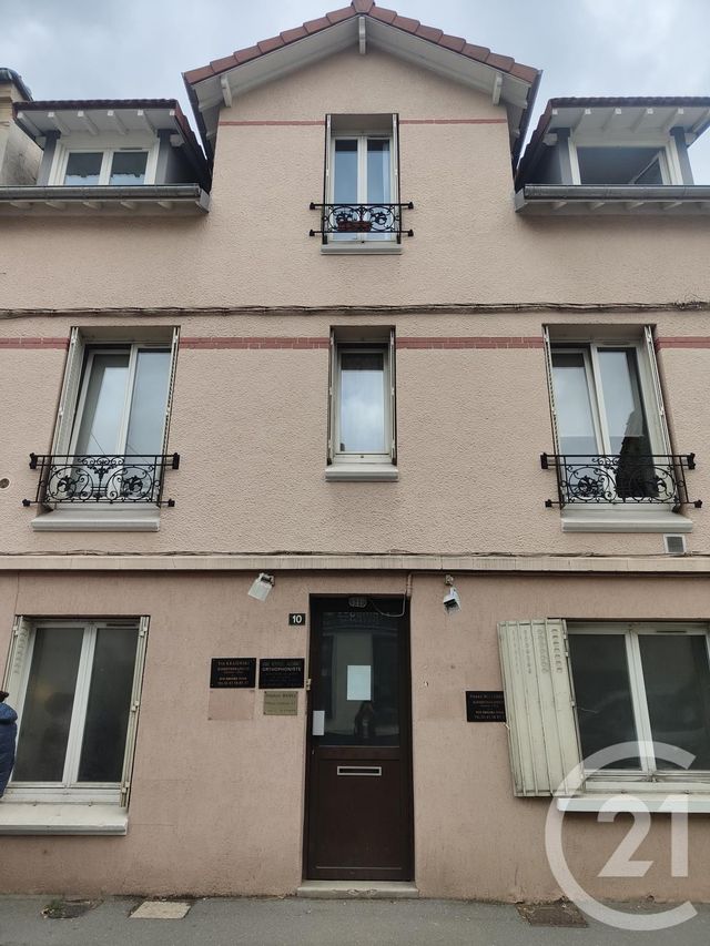 Local à louer - 1 pièce - 11.41 m2 - MANDRES LES ROSES - 94 - ILE-DE-FRANCE - Century 21 Ougier