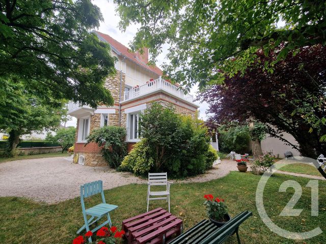 Afficher la photo en grand maison à vendre - 7 pièces - 173.11 m2 - BRUNOY - 91 - ILE-DE-FRANCE - Century 21 Ougier