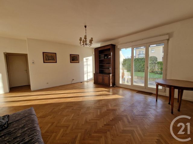 Afficher la photo en grand Appartement F4 à vendre - 4 pièces - 89.95 m2 - BRUNOY - 91 - ILE-DE-FRANCE - Century 21 Ougier
