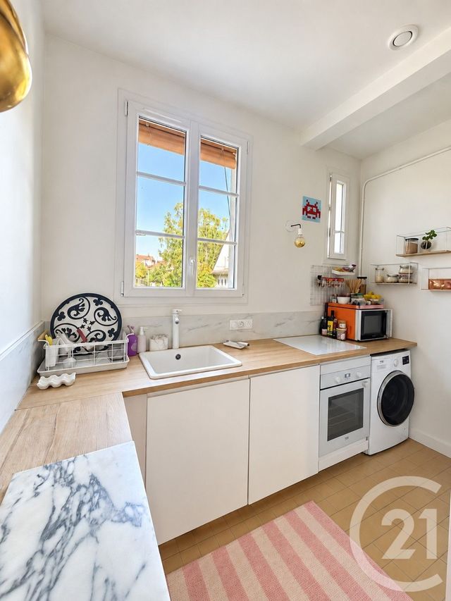 Appartement F3 à vendre - 3 pièces - 77.0 m2 - BRUNOY - 91 - ILE-DE-FRANCE - Century 21 Ougier