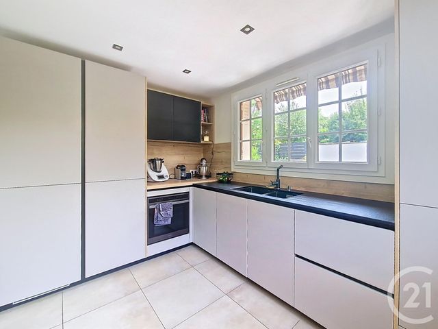 maison à vendre - 9 pièces - 147.6 m2 - BRUNOY - 91 - ILE-DE-FRANCE - Century 21 Ougier