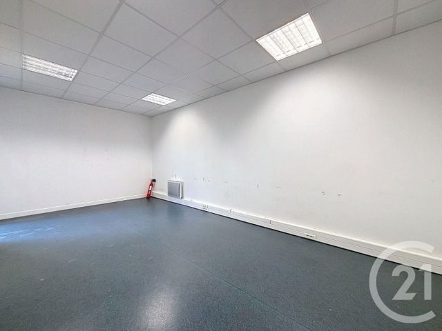 commerce à louer - 21.0 m2 - BRUNOY - 91 - ILE-DE-FRANCE - Century 21 Ougier