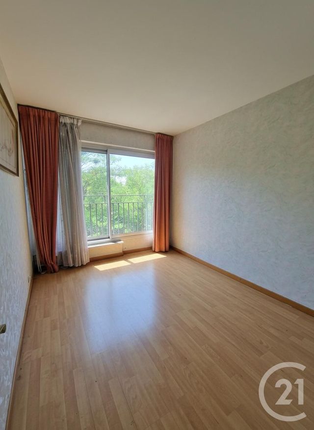 Appartement F4 à vendre - 4 pièces - 80.08 m2 - BRUNOY - 91 - ILE-DE-FRANCE - Century 21 Ougier
