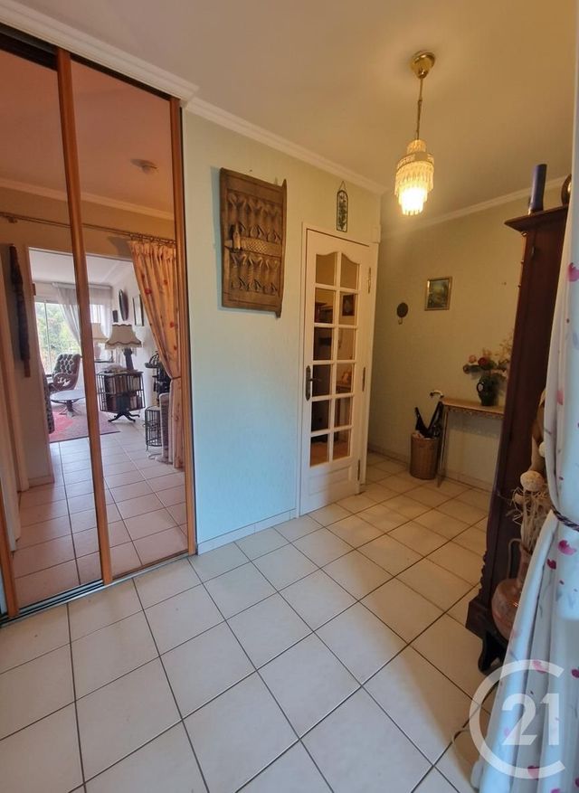 Appartement F4 à vendre - 4 pièces - 80.08 m2 - BRUNOY - 91 - ILE-DE-FRANCE - Century 21 Ougier