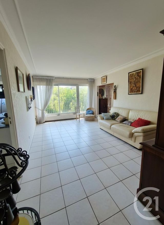 Appartement F4 à vendre - 4 pièces - 80.08 m2 - BRUNOY - 91 - ILE-DE-FRANCE - Century 21 Ougier