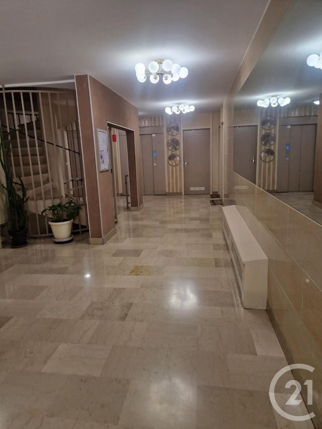 Appartement F4 à vendre - 4 pièces - 80.08 m2 - BRUNOY - 91 - ILE-DE-FRANCE - Century 21 Ougier
