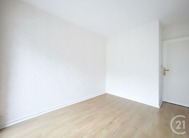 Appartement à louer - 3 pièces - 66.74 m2 - BRUNOY - 91 - ILE-DE-FRANCE - Century 21 Ougier