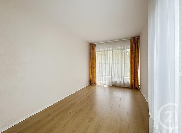 Appartement à louer - 3 pièces - 66.74 m2 - BRUNOY - 91 - ILE-DE-FRANCE - Century 21 Ougier