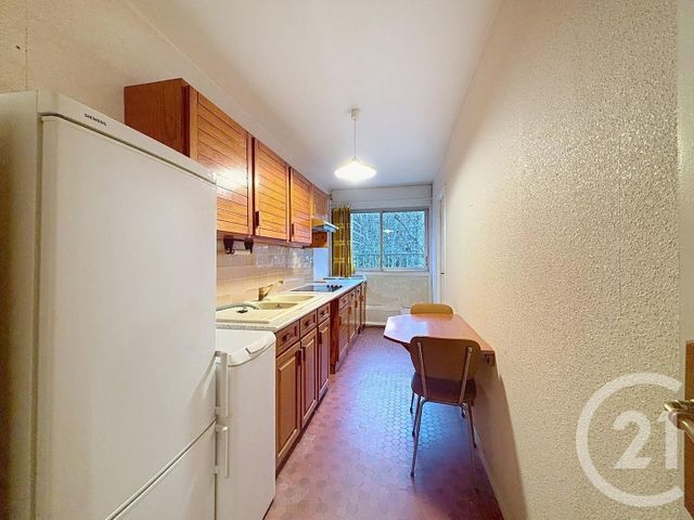 Appartement à louer - 3 pièces - 66.74 m2 - BRUNOY - 91 - ILE-DE-FRANCE - Century 21 Ougier