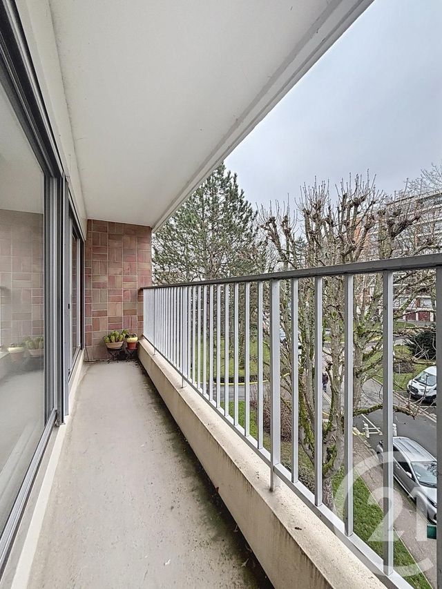 Appartement à louer - 3 pièces - 66.74 m2 - BRUNOY - 91 - ILE-DE-FRANCE - Century 21 Ougier