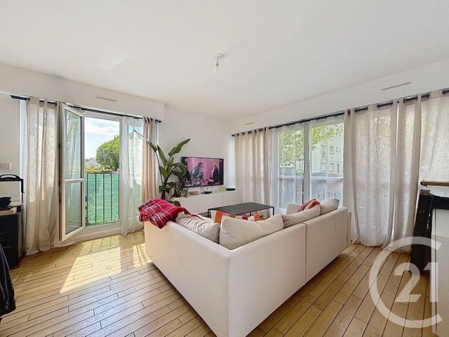 Appartement F2 à louer - 2 pièces - 47.51 m2 - YERRES - 91 - ILE-DE-FRANCE - Century 21 Ougier