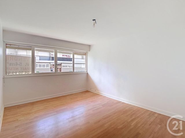 Appartement F3 à vendre - 3 pièces - 60.72 m2 - EPINAY SOUS SENART - 91 - ILE-DE-FRANCE - Century 21 Ougier