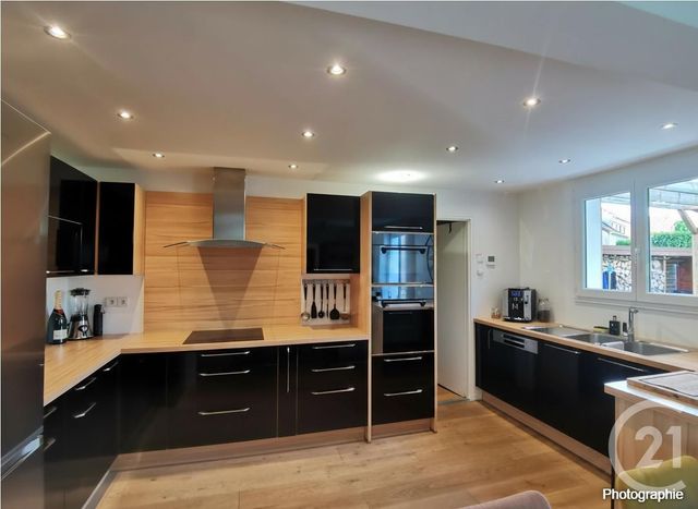 maison à vendre - 6 pièces - 124.78 m2 - MANDRES LES ROSES - 94 - ILE-DE-FRANCE - Century 21 Ougier