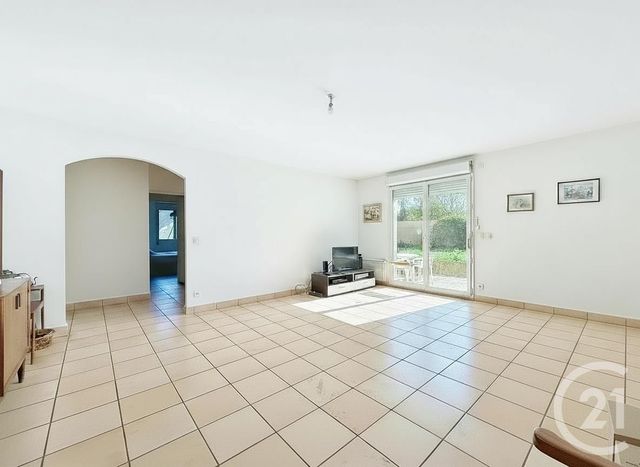 Appartement F4 à vendre - 4 pièces - 93.69 m2 - BRUNOY - 91 - ILE-DE-FRANCE - Century 21 Ougier