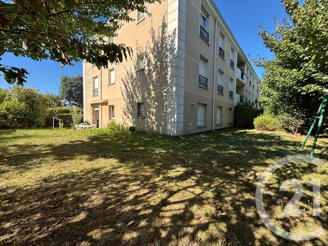 Appartement F4 à vendre - 4 pièces - 93.69 m2 - BRUNOY - 91 - ILE-DE-FRANCE - Century 21 Ougier