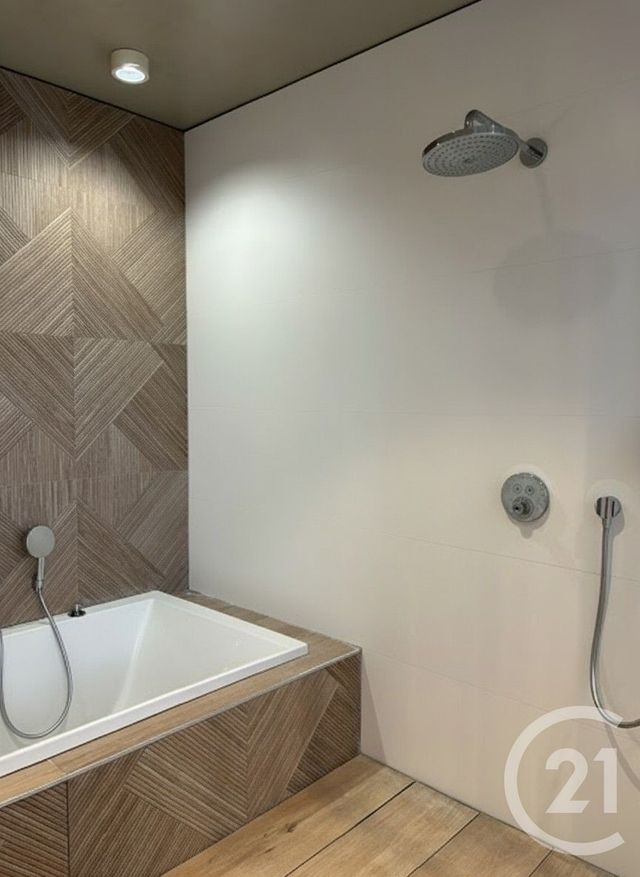 Appartement F6 à vendre - 6 pièces - 134.64 m2 - QUINCY SOUS SENART - 91 - ILE-DE-FRANCE - Century 21 Ougier