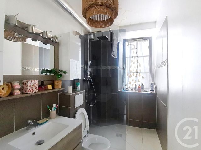 Appartement F2 à vendre - 2 pièces - 42.44 m2 - BRUNOY - 91 - ILE-DE-FRANCE - Century 21 Ougier