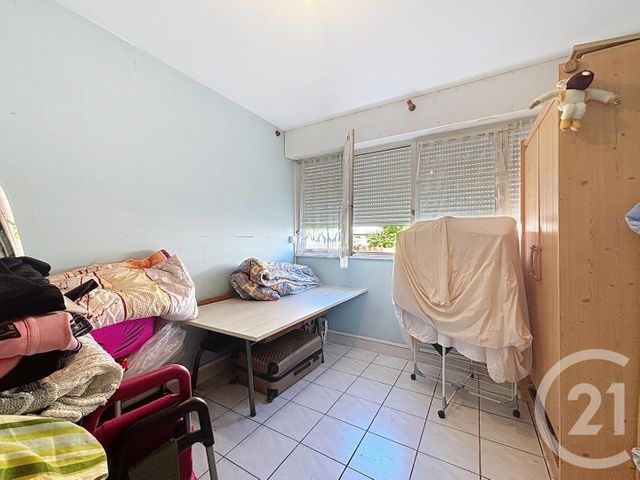 Appartement F3 à vendre - 3 pièces - 58.2 m2 - EPINAY SOUS SENART - 91 - ILE-DE-FRANCE - Century 21 Ougier