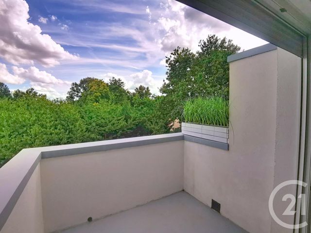 Afficher la photo en grand Appartement Studio à vendre - 1 pièce - 31.92 m2 - BOUSSY ST ANTOINE - 91 - ILE-DE-FRANCE - Century 21 Ougier