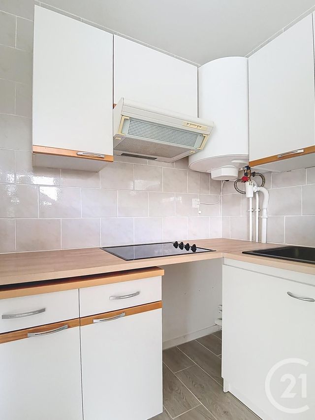 Afficher la photo en grand Appartement Studio à vendre - 1 pièce - 31.92 m2 - BOUSSY ST ANTOINE - 91 - ILE-DE-FRANCE - Century 21 Ougier