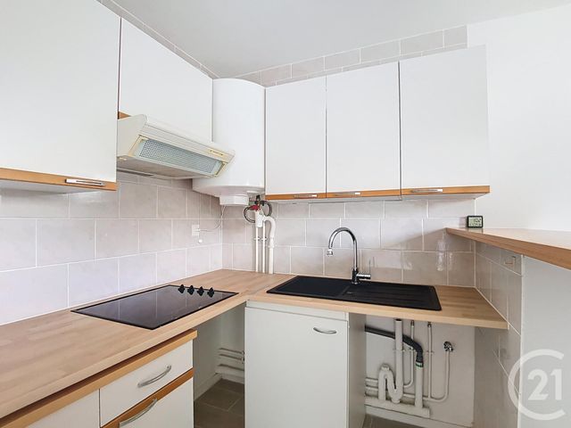 Afficher la photo en grand Appartement Studio à vendre - 1 pièce - 31.92 m2 - BOUSSY ST ANTOINE - 91 - ILE-DE-FRANCE - Century 21 Ougier