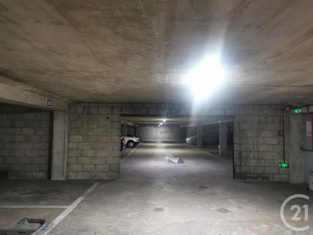 parking - EPINAY SOUS SENART - 91