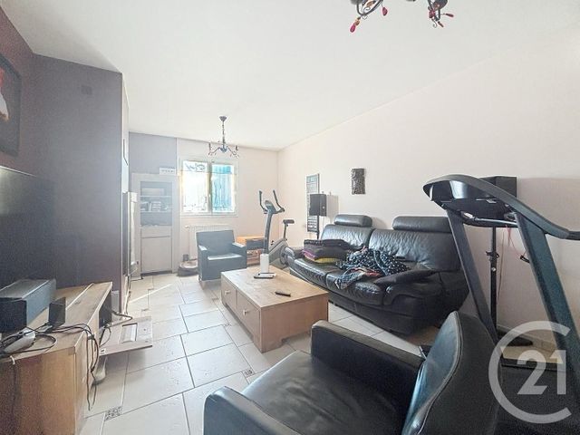 maison à louer - 7 pièces - 140.1 m2 - BRUNOY - 91 - ILE-DE-FRANCE - Century 21 Ougier