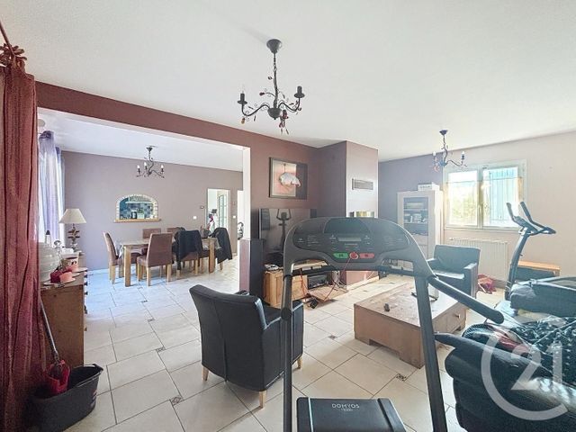 maison à louer - 7 pièces - 140.1 m2 - BRUNOY - 91 - ILE-DE-FRANCE - Century 21 Ougier