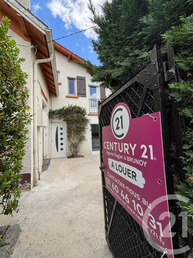 maison à louer - 6 pièces - 103.95 m2 - BRUNOY - 91 - ILE-DE-FRANCE - Century 21 Ougier