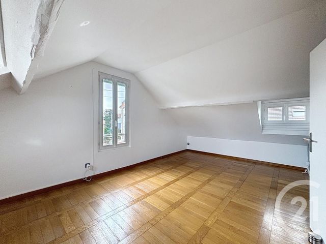 maison à louer - 6 pièces - 103.95 m2 - BRUNOY - 91 - ILE-DE-FRANCE - Century 21 Ougier