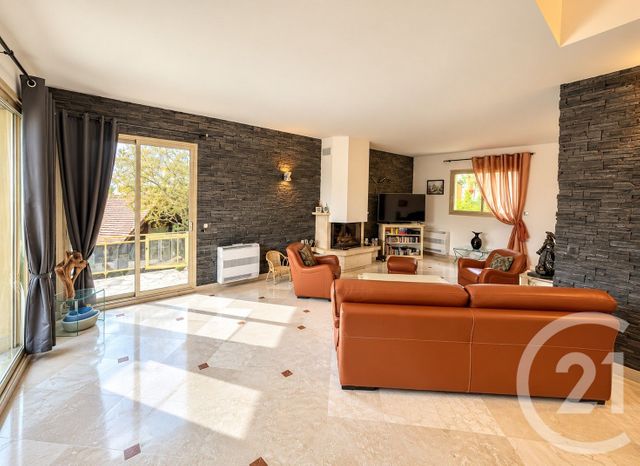 maison à vendre - 7 pièces - 159.95 m2 - YERRES - 91 - ILE-DE-FRANCE - Century 21 Ougier