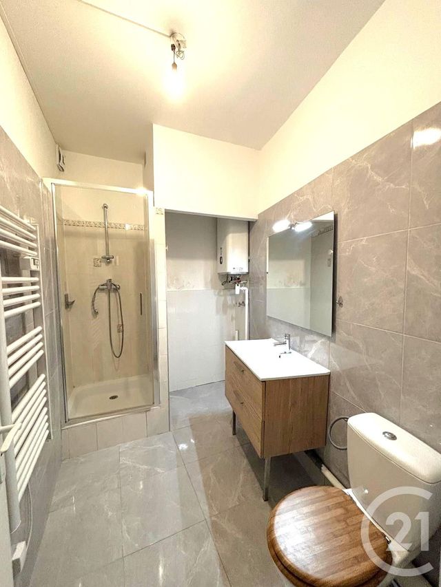 Appartement F1 à vendre - 1 pièce - 40.23 m2 - BRUNOY - 91 - ILE-DE-FRANCE - Century 21 Ougier