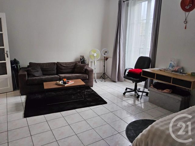 Appartement F1 à vendre - 1 pièce - 40.23 m2 - BRUNOY - 91 - ILE-DE-FRANCE - Century 21 Ougier