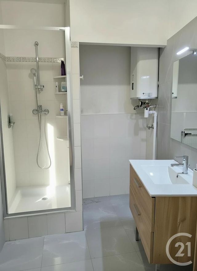 Appartement F1 à vendre - 1 pièce - 40.23 m2 - BRUNOY - 91 - ILE-DE-FRANCE - Century 21 Ougier