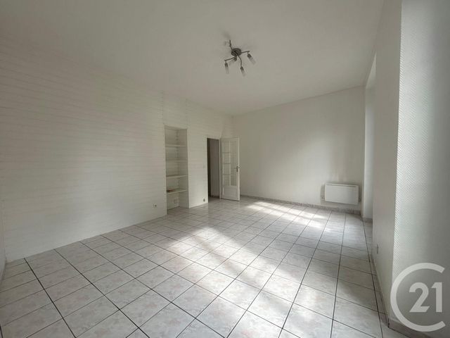 Appartement F1 à vendre - 1 pièce - 40.23 m2 - BRUNOY - 91 - ILE-DE-FRANCE - Century 21 Ougier