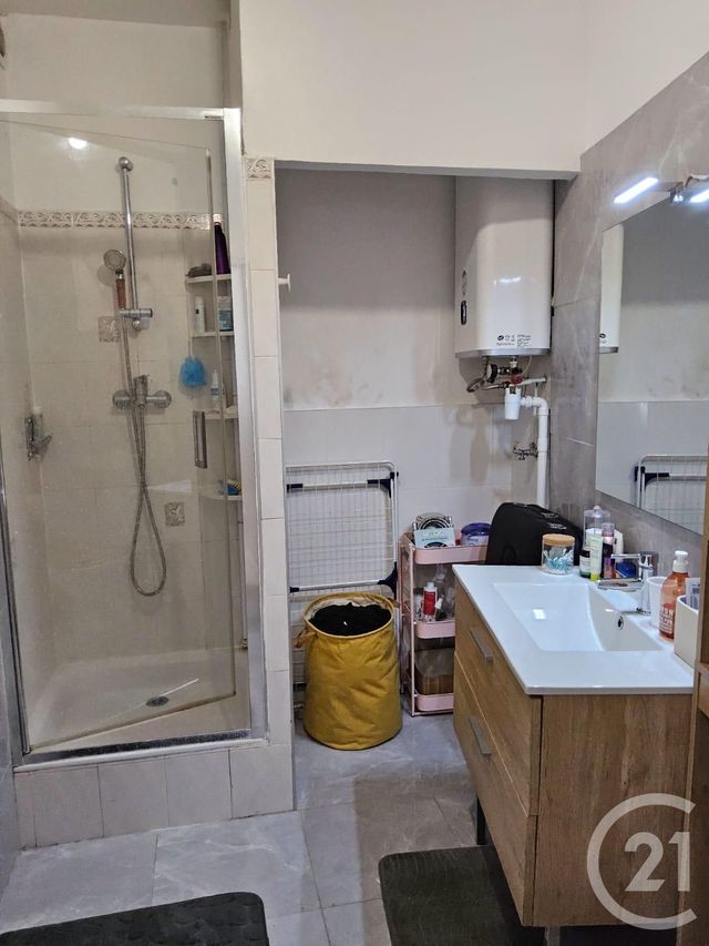 Appartement F1 à vendre - 1 pièce - 40.23 m2 - BRUNOY - 91 - ILE-DE-FRANCE - Century 21 Ougier