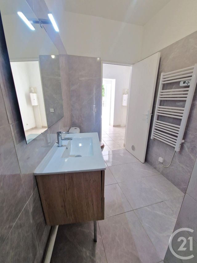 Appartement F1 à vendre - 1 pièce - 40.23 m2 - BRUNOY - 91 - ILE-DE-FRANCE - Century 21 Ougier