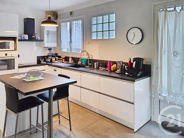 maison à vendre - 8 pièces - 176.0 m2 - BRUNOY - 91 - ILE-DE-FRANCE - Century 21 Ougier