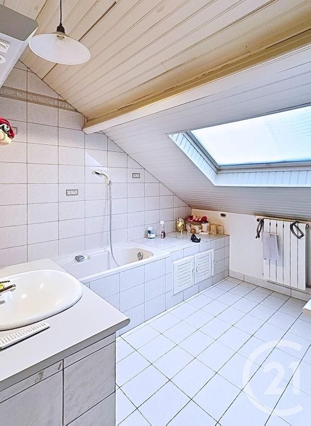 maison à vendre - 8 pièces - 176.0 m2 - BRUNOY - 91 - ILE-DE-FRANCE - Century 21 Ougier