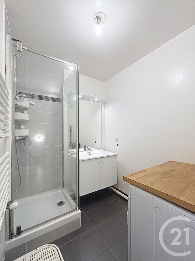 Appartement Duplex à louer - 3 pièces - 58.96 m2 - BRUNOY - 91 - ILE-DE-FRANCE - Century 21 Ougier