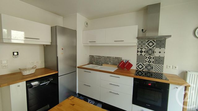 Appartement Duplex à louer - 3 pièces - 58.96 m2 - BRUNOY - 91 - ILE-DE-FRANCE - Century 21 Ougier