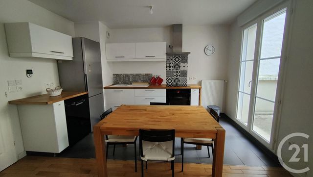 Appartement Duplex à louer - 3 pièces - 58.96 m2 - BRUNOY - 91 - ILE-DE-FRANCE - Century 21 Ougier