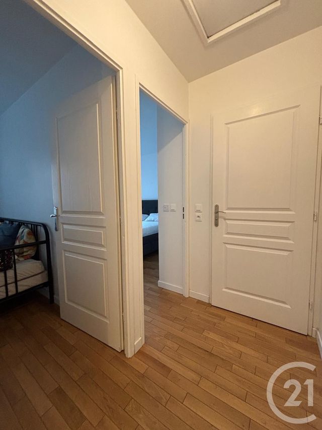 Appartement Duplex à louer - 3 pièces - 58.96 m2 - BRUNOY - 91 - ILE-DE-FRANCE - Century 21 Ougier