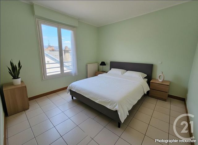 Appartement F4 à vendre - 4 pièces - 79.5 m2 - BOUSSY ST ANTOINE - 91 - ILE-DE-FRANCE - Century 21 Ougier