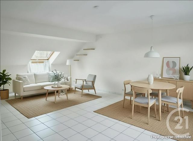 Appartement F4 à vendre - 4 pièces - 79.5 m2 - BOUSSY ST ANTOINE - 91 - ILE-DE-FRANCE - Century 21 Ougier