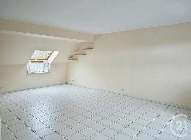 Appartement F4 à vendre - 4 pièces - 79.5 m2 - BOUSSY ST ANTOINE - 91 - ILE-DE-FRANCE - Century 21 Ougier