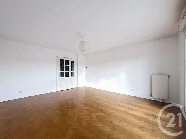 Appartement F3 à louer - 3 pièces - 65.4 m2 - BRUNOY - 91 - ILE-DE-FRANCE - Century 21 Ougier