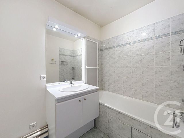 Appartement F3 à louer - 3 pièces - 65.4 m2 - BRUNOY - 91 - ILE-DE-FRANCE - Century 21 Ougier