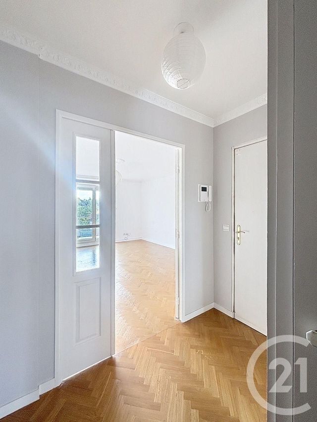 Appartement F3 à louer - 3 pièces - 65.4 m2 - BRUNOY - 91 - ILE-DE-FRANCE - Century 21 Ougier